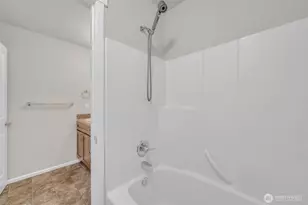 2142 S 263rd St, Des Moines, WA 98198 - Photo 19