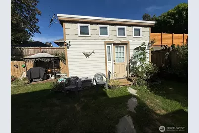 914 Pacific Avenue, Bremerton, WA 98337 - Photo 23
