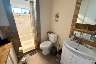 914 Pacific Ave, Bremerton, WA 98337 - Photo 15