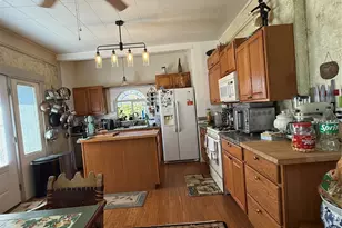 914 Pacific Ave, Bremerton, WA 98337 - Photo 9