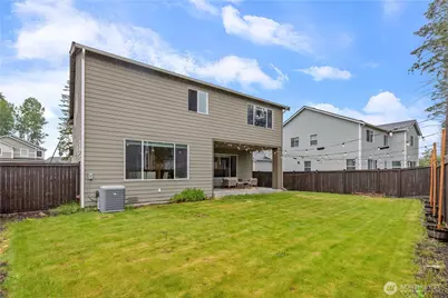 17621 Crossing Drive E, Puyallup, WA 98374 - Photo 23