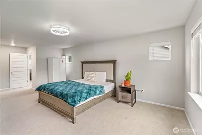 17621 Crossing Drive E, Puyallup, WA 98374 - Photo 11