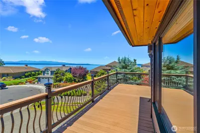 7723 168th Place SW, Edmonds, WA 98026 - Photo 3