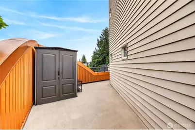 4020 Aurora Avenue N #305, Seattle, WA 98103 - Photo 23