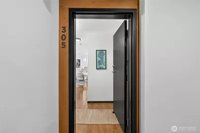 4020 Aurora Avenue N #305, Seattle, WA 98103 - Photo 3