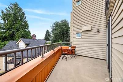 4020 Aurora Avenue N #305, Seattle, WA 98103 - Photo 21
