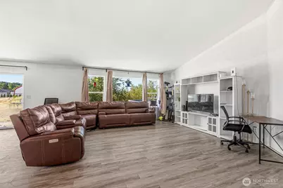 235 Flatt Road, Kelso, WA 98626 - Photo 9