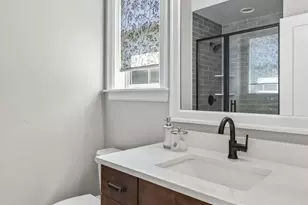 23973 NE 25th St, Sammamish, WA 98074 - Photo 29