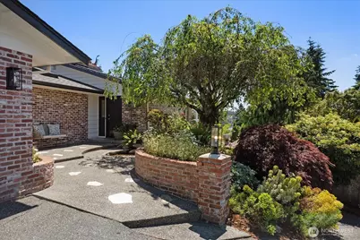 18226 62nd Avenue NE, Kenmore, WA 98028 - Photo 3