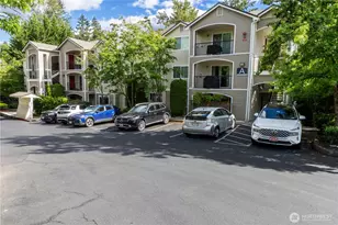 10709 Valley View Rd, Bothell, WA 98011 - Photo 3
