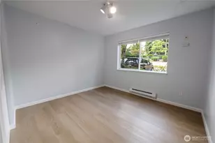 10709 Valley View Rd, Bothell, WA 98011 - Photo 15