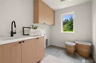 9909 NE 200th St, Bothell, WA 98011 - Photo 27