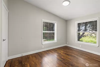1112 Long Road #5, Centralia, WA 98531 - Photo 11