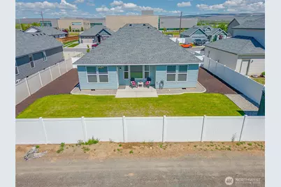 324 L Street NE, Quincy, WA 98848 - Photo 3