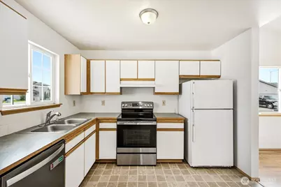 4007 167th Street NE, Arlington, WA 98223 - Photo 5