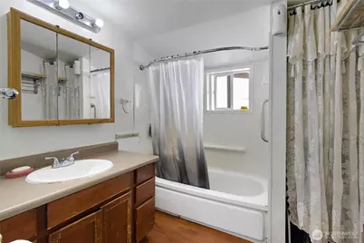3009 D Street SE, Auburn, WA 98002 - Photo 11