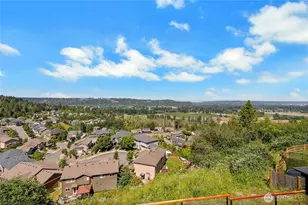 10901 174th Ave E, Bonney Lake, WA 98391 - Photo 33