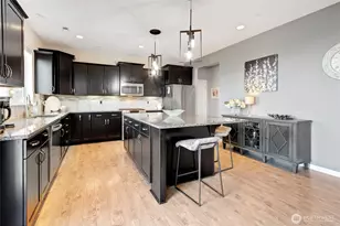 10901 174th Ave E, Bonney Lake, WA 98391 - Photo 11