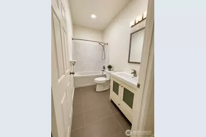 25235 SE Klahanie Blvd #K102, Sammamish, WA 98029 - Photo 13