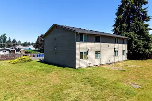 122 169th St E, Spanaway, WA 98387 - Photo 5