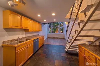 1000 Union Street #205, Seattle, WA 98101 - Photo 3