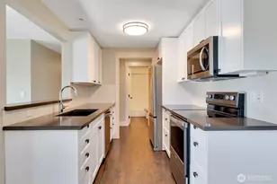 1016 SW 152nd St, Burien, WA 98166 - Photo 11
