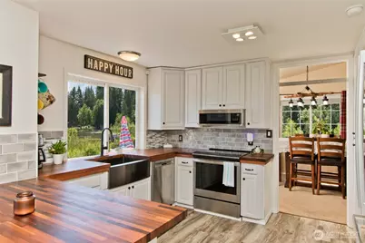 32421 Whitman Lake Drive E, Graham, WA 98338 - Photo 11