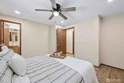 501 125th Street S, Tacoma, WA 98444 - Photo 11