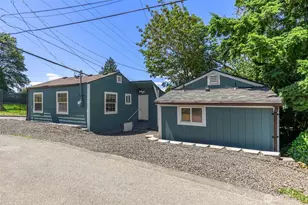 2212 15th St, Bremerton, WA 98312 - Photo 1