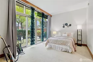 10620 NE 9th Pl, Bellevue, WA 98004 - Photo 9