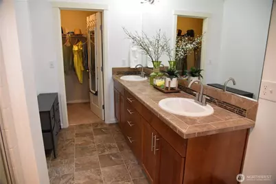 1327 42nd St NE, Auburn, WA 98002 - Photo 13