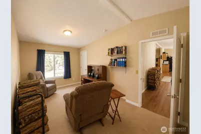 1611 E North Bay Road, Allyn, WA 98524 - Photo 9