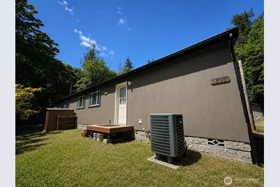1611 E North Bay Road, Allyn, WA 98524 - Photo 23