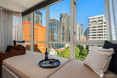 2125 1st Avenue #1304, Seattle, WA 98121 - Photo 15