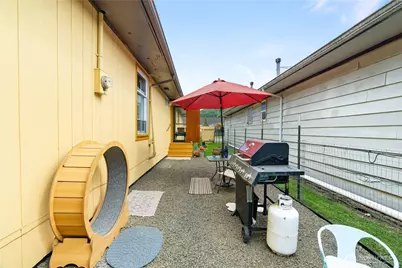 2523 Simpson Avenue, Aberdeen, WA 98520 - Photo 23