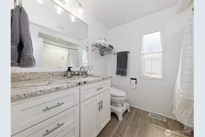 18701 10th Avenue NE, Poulsbo, WA 98370 - Photo 19
