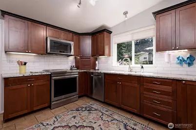 18701 10th Avenue NE, Poulsbo, WA 98370 - Photo 11