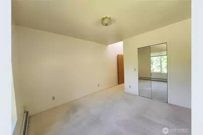 10336 NE Knight Road, Bainbridge Island, WA 98110 - Photo 15