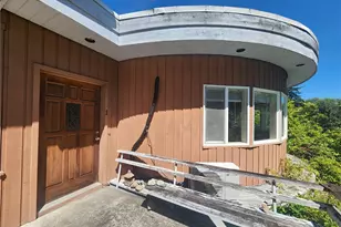 10336 NE Knight Rd, Bainbridge Island, WA 98110 - Photo 21