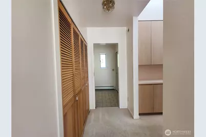 10336 NE Knight Road, Bainbridge Island, WA 98110 - Photo 11