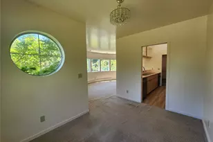 10336 NE Knight Rd, Bainbridge Island, WA 98110 - Photo 5