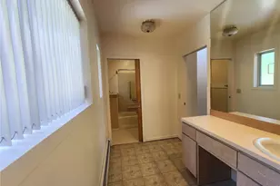 10336 NE Knight Rd, Bainbridge Island, WA 98110 - Photo 19