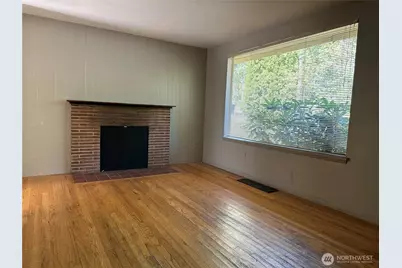 15833 15th Avenue NE, Shoreline, WA 98155 - Photo 3