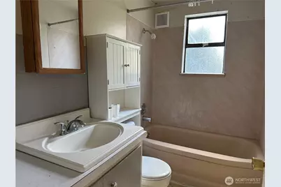 15833 15th Avenue NE, Shoreline, WA 98155 - Photo 7