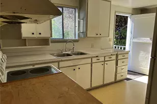 15833 15th Ave NE, Shoreline, WA 98155 - Photo 5
