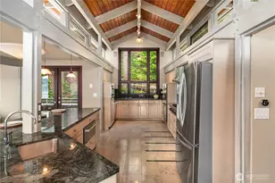 2240 West LK Sammamish Pkwy NE, Redmond, WA 98052 - Photo 9