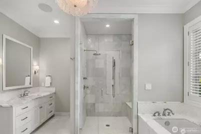 2409 Evergreen Point Road, Medina, WA 98039 - Photo 13
