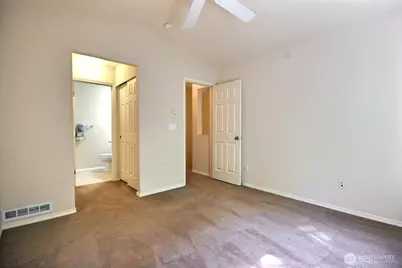 575 Elma Avenue NE, Renton, WA 98059 - Photo 25