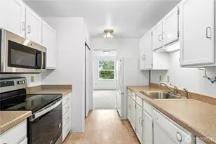 22215 SE 42nd Ln, Issaquah, WA 98029 - Photo 7
