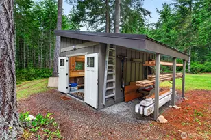 9615 Otso Point Rd, Anderson Island, WA 98303 - Photo 33
